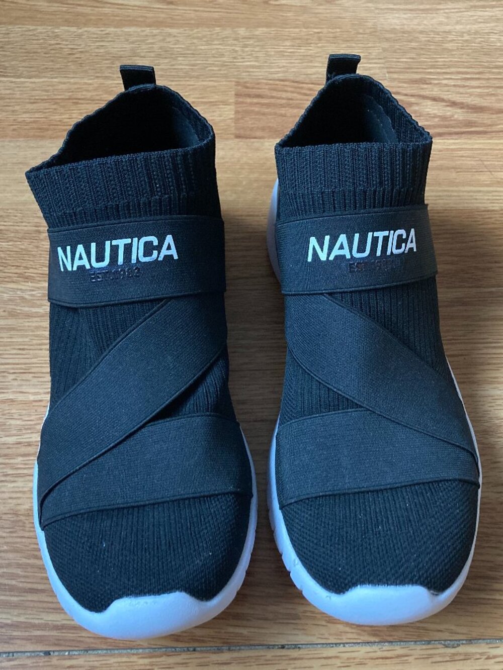 Chaussures Nautica FEMME taille 9 (ou 39-40 Europe)